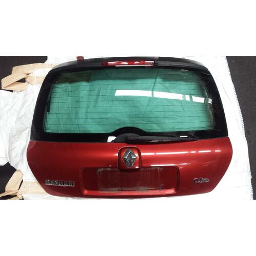 Renault Clio CFA X65 Red Rear End Tailgate 12/01-07/08