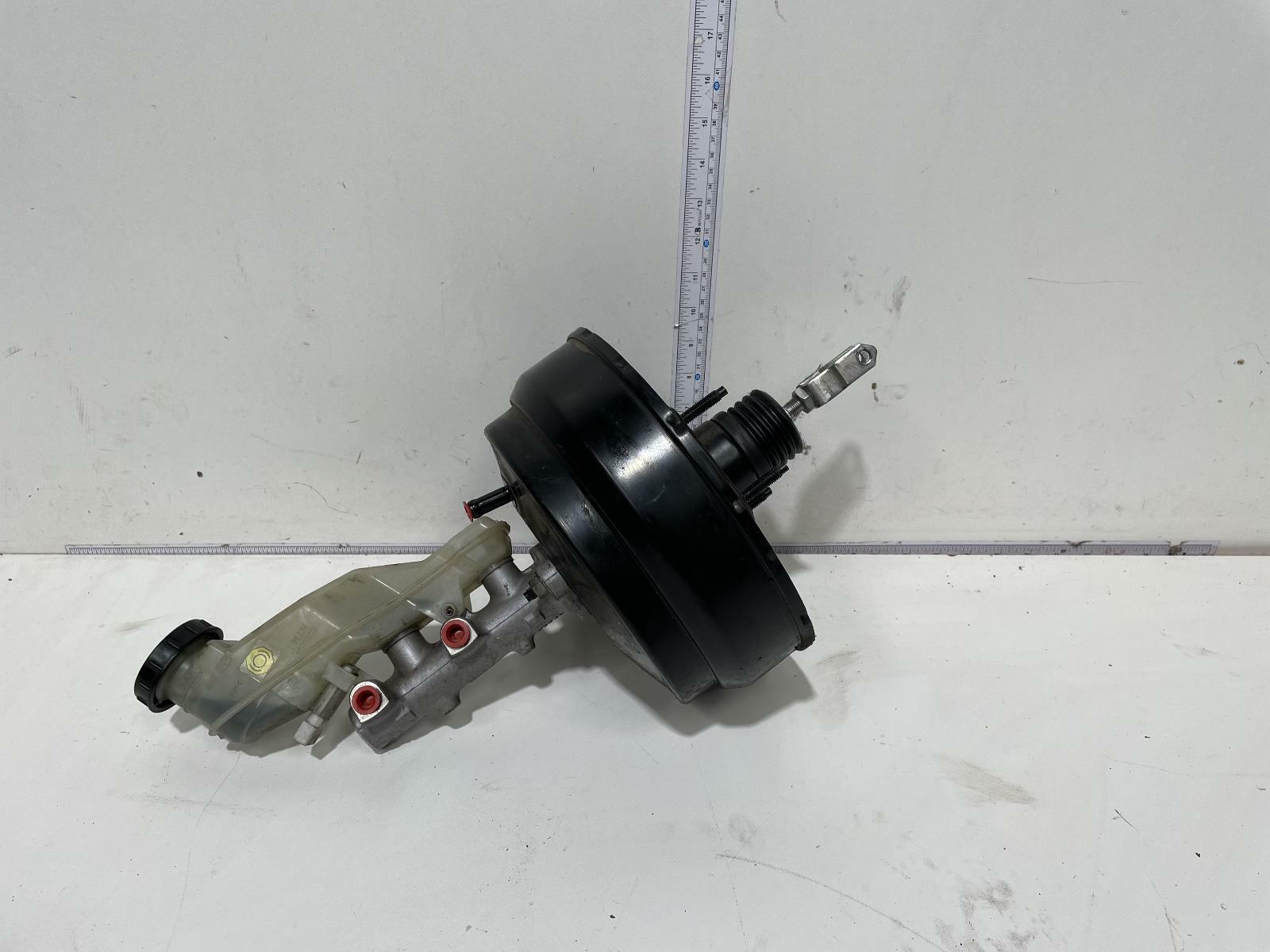 I35 02-04 Brake Master Cylinder compatible with Nissan Maxima 94-03 