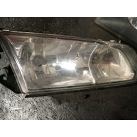 Toyota Camry Right Head Light SXV20 10/2000-08/2002
