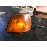 BMW 3 Series Right Corner Light 318i E36 05/1991-09/2000