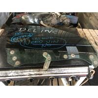 Subaru ImprezaRight Front Door Glass 2000-2007