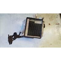 Toyota Hiace SBV RCH22 AC Box 10/1995-02/2004