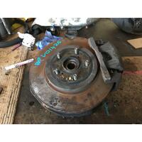 Lexus RX330 Right Front Hub Assembly MCU38 04/2003-12/2005