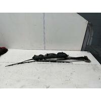 Toyota Prius Front Wiper Assembly NHW20 10/2003-05/2009