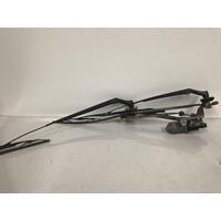 Toyota Yaris Front Wiper Assembly NCP90 10/2005-10/2011