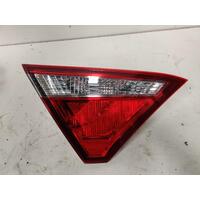 Toyota Camry Left Bootlid Lamp AVV50 05/2015-10/2017