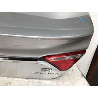 Toyota Camry Right Bootlid Lamp AVV50 05/2015-10/2017