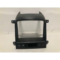 Holden Captiva Clock with Fascia CG 09/2006-02/2011