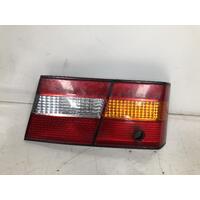 Lexus ES300 Right Bootlid Light MCV20 10/1996-12/1999