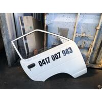 Toyota Townace Right Front Door Shell YR39 04/1992-12/1996