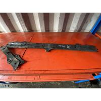 Toyota Hiace Upper Reinforcement Bar TRH201 03/2005-04/2019