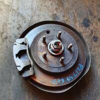 Mitsubishi L300 Right Rear Hub Assy  SF-SH 10/86-08/94