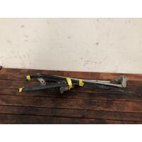 Toyota Prado Front Wiper Assembly KZJ95 07/1996-01/2003