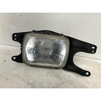 Toyota Liteace Right Head Light KM36 01/1986-03/1992