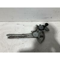 Toyota HILUX Right Front Window Regulator KUN26 03/05-08/15
