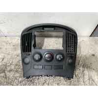 Hyundai iLoad Heater Controls with Fascia and Clock TQ 11/2007-08/2015