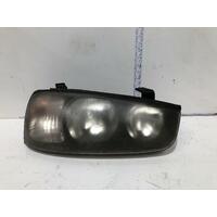 Hyundai ELANTRA Right Headlight XD 11/00-09/03