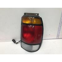 Ford EXPLORER Right Taillight UN 10/96-10/97