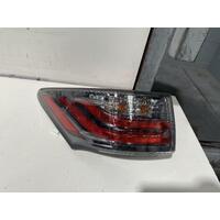 Lexus CT200H Left Tail Light ZWA10 12/2013-Current