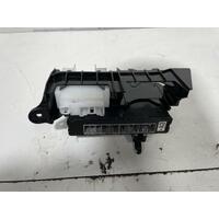 Lexus CT200H Power Management Control Module ZWA10 03/2011-Current