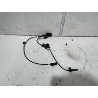 Lexus CT200H Right Front ABS Sensor ZWA10 03/2011-Current