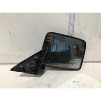 Toyota TARAGO Right Door Mirror YR20 02/83-10/85