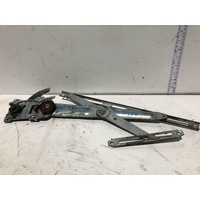 Toyota TARAGO Right Front Window Reg/Motor YR22 10/85-09/90