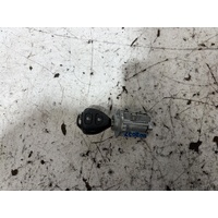 Lexus ES300 Ignition Barrel with Key MCV20 10/1996-10/2001
