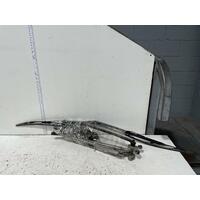 Lexus GS300 Front Wiper Assembly GRS190 03/2005-12/2011