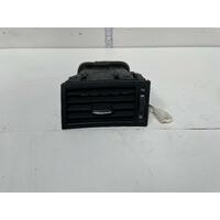 Lexus GS300 left A/C Vent GRS190 03/2005-12/2011