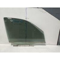 Mercedes M Class Right Front Door Glass ML 320 W163 09/1998-08/2005