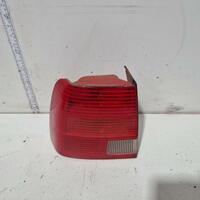 Volkswagen Passat Left Tail Light A1009 03/97-02/01