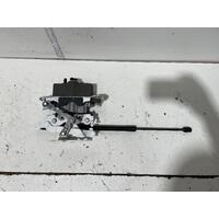 Mercedes C Class Left Bonnet Strut Assembly C 250 C204 05/2011-01/2015