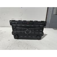 Mazda CX7 Radio Control Unit / 6-Disc CD Stacker ER 10/2009-02/2012