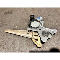 Toyota TARAGO Right Rear Window Reg/Motor ACR50 03/06-06/20