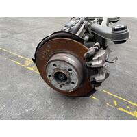 Mercedes C Class Left Rear Hub Assembly W204 C 200 07/2007-01/2015