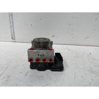 Toyota Hilux ABS Pump / Module GUN136 09/2015-Current