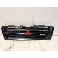 Mitsubishi PAJERO Grille NM Black GL/GLX/GLS 05/00-10/02