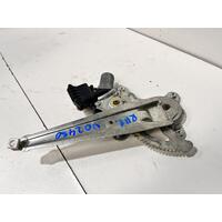 Toyota RUKUS Right Rear Window Reg/Motor AZE151 Power 01/07-12/15