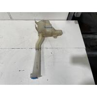 Nissan Elgrand Washer Bottle E51 05/2002-12/2010