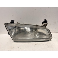 Toyota Camry Head Lamp Right Front Light SDV20 MCV20 10/2000-08/2002