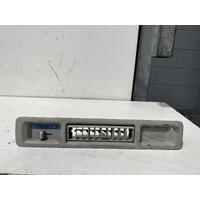 Toyota Hiace Front Centre Roof A/C Vent TRH223 03/2005-04/2019