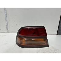 Nissan Maxima Left Tail Light A32 02/95-09/97