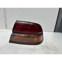 Nissan Maxima Right Tail Light A32 02/1995-09/1997
