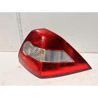 Renault MEGANE Right Taillight L84 12/03-08/10