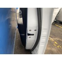 Hyundai Accent Right Front Door Lock Mechanism RB 07/2011-12/2019