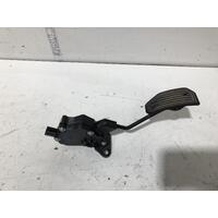 Toyota Kluger Accelerator Pedal GSU40 05/2007-02/2014