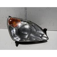 Honda CR-V Right Head Light RD7 12/2001-02/2007