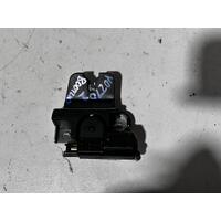 Toyota Camry Bootlid Lock Mechanism MCV36 08/2002-05/2006