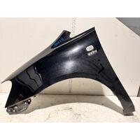 Toyota AVENSIS Left Guard ACM20 12/01-12/10